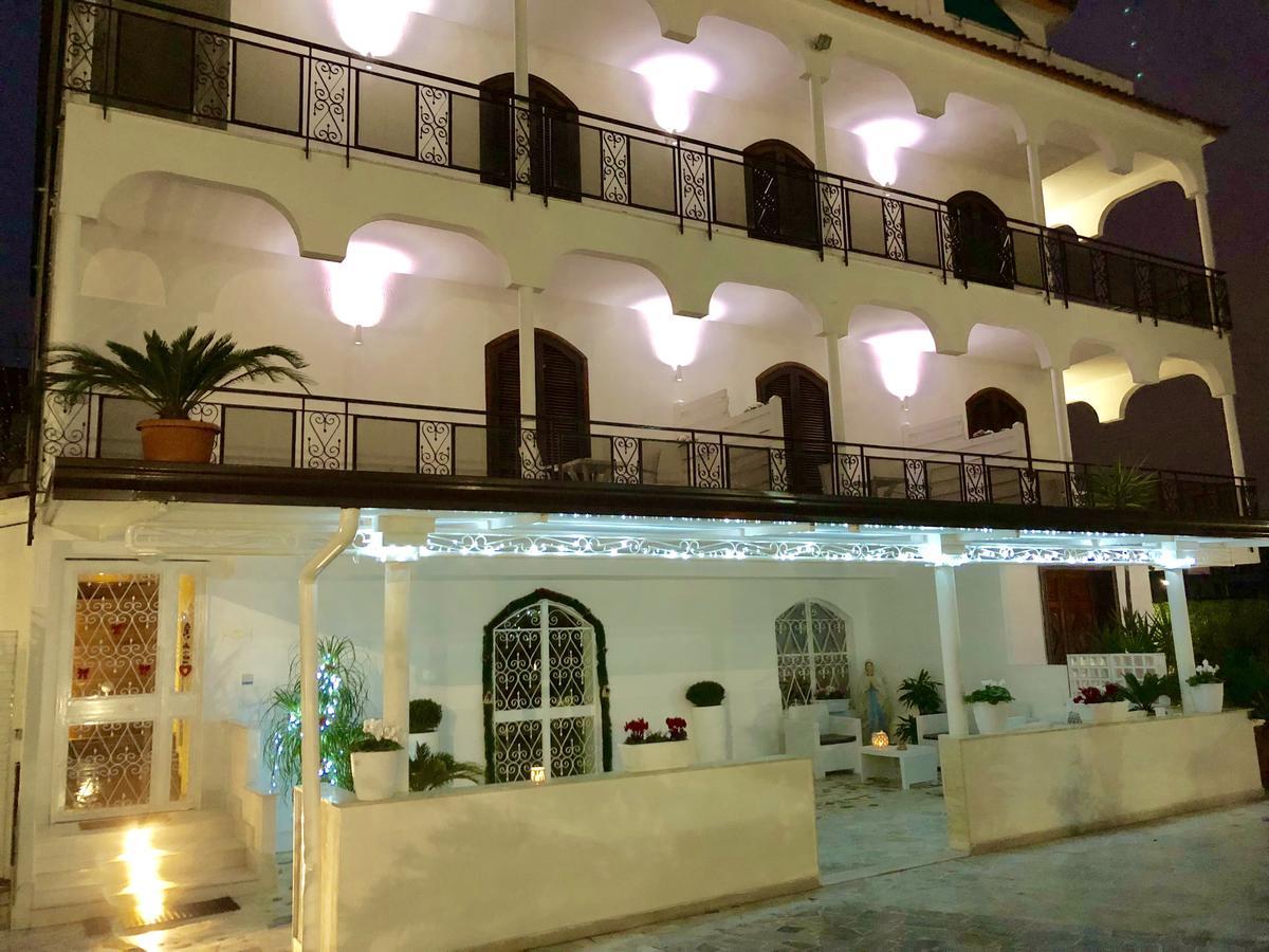 Villa Miriam Gragnano Bagian luar foto